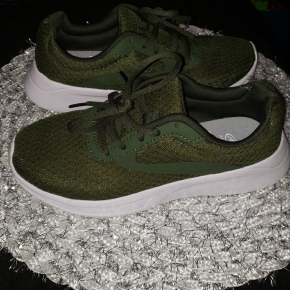 hunter green sneakers